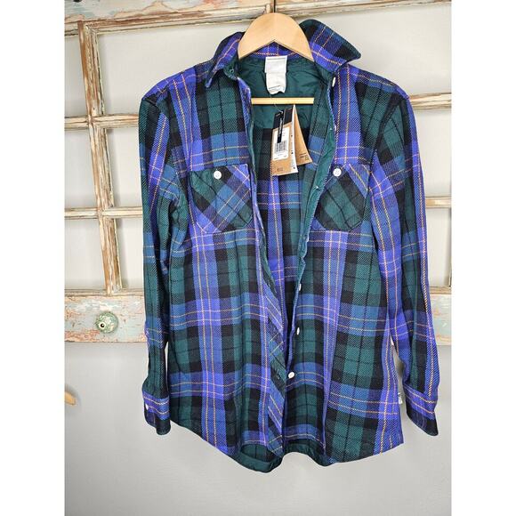 The North Face Tops - The North Face Flannel Relaxed Fit Button Up Shacket Ladies size Small